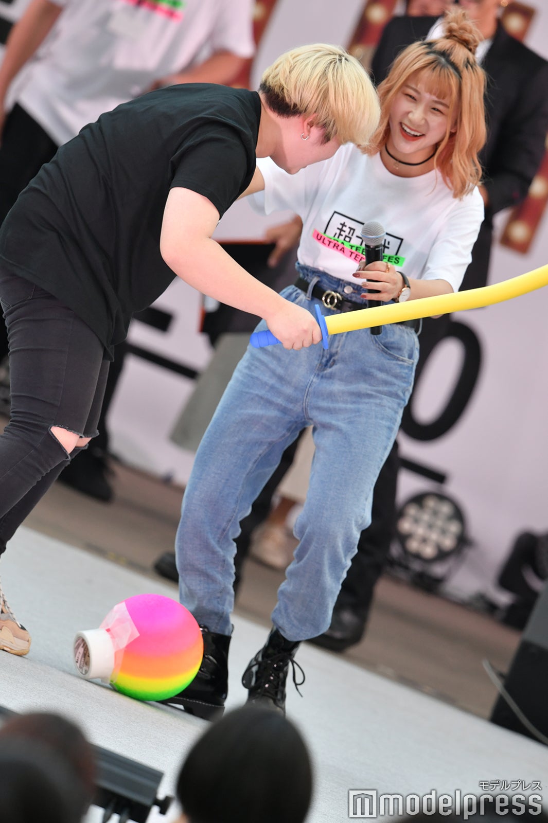 夜のひと笑い（C）モデルプレス