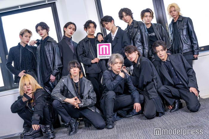(上段左から)西垣道隆、丸尾隼、P→★、藤岡孝成、道木来明、有薗莞爾、後町和輝、kice(下段左から)FURUTATSU、Gai、kyohey、カルマ、KAIRI/XY (C)モデルプレス