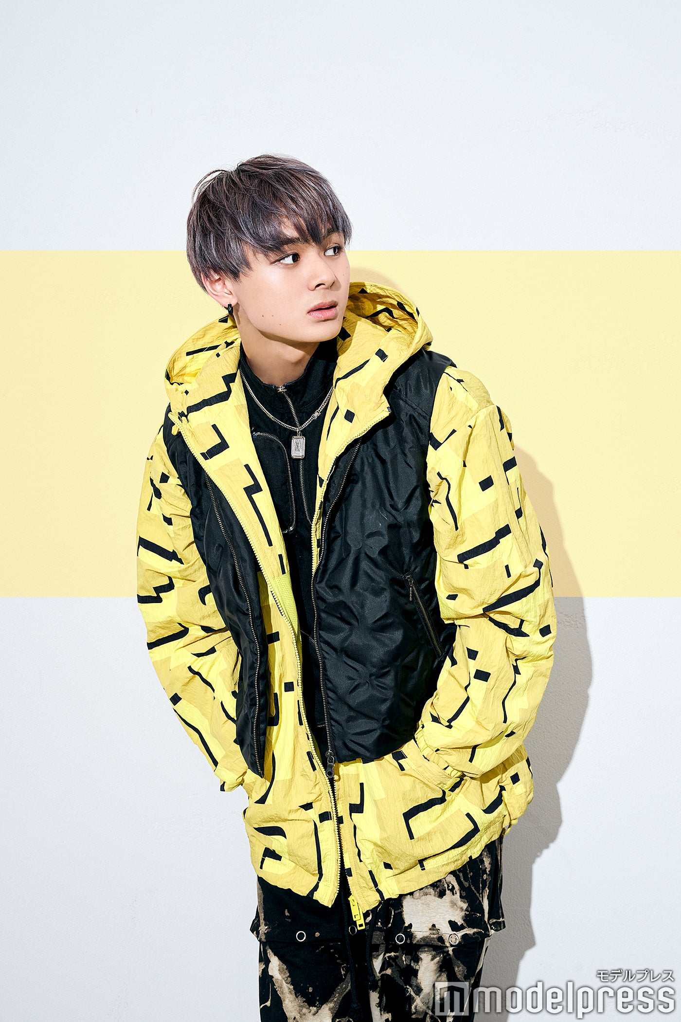 岡尾琥珀（C）モデルプレス