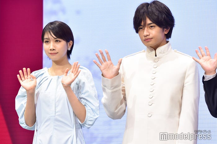 初共演となった中島健人、松本穂香 (C)モデルプレス