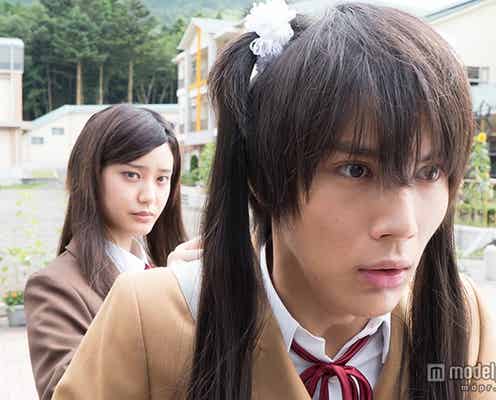 中川大志のツインテール女装姿&柄本時生との禁断シーン再現に反響 ドラマ「監獄学園」