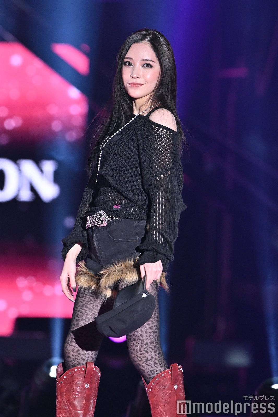 （C）モデルプレス