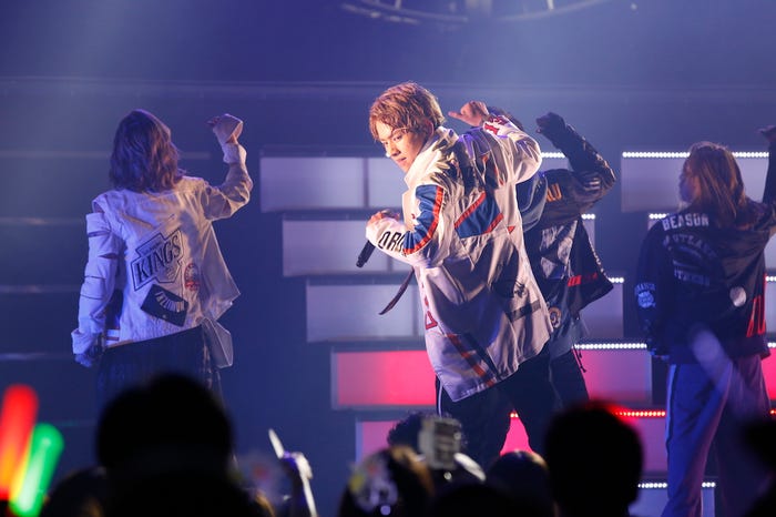 lol(画像提供:avex)