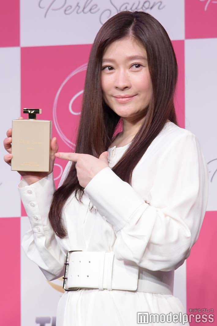 篠原涼子（C）モデルプレス