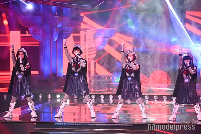 新しい学校のリーダーズ(C)モデルプレス