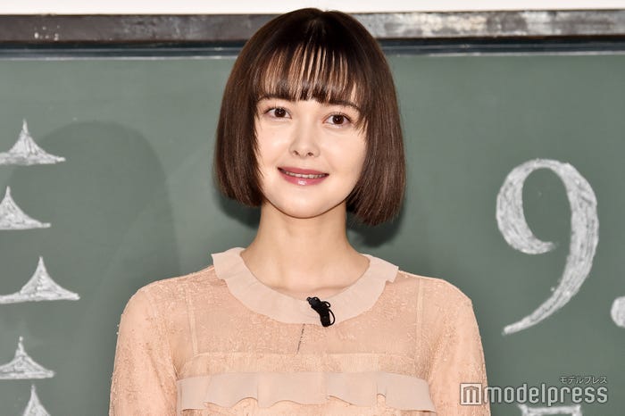 イメチェン前の玉城ティナ(C)モデルプレス