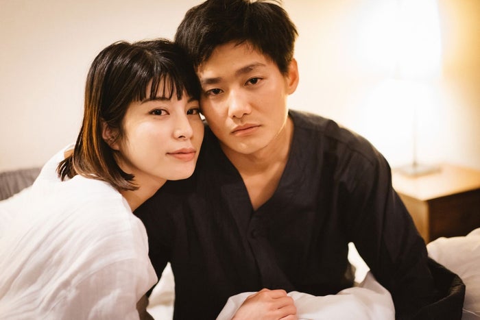 本気の恋に発展 野村周平 さとうほなみの 結婚生活 に大反響 私たち結婚しました これまでのドキドキシーンまとめ モデルプレス 本気の恋に発展 野村周平 さとうほなみの 結婚生活 に大反響 私たち結婚しました これまでのドキドキシーンまとめ モデルプレス