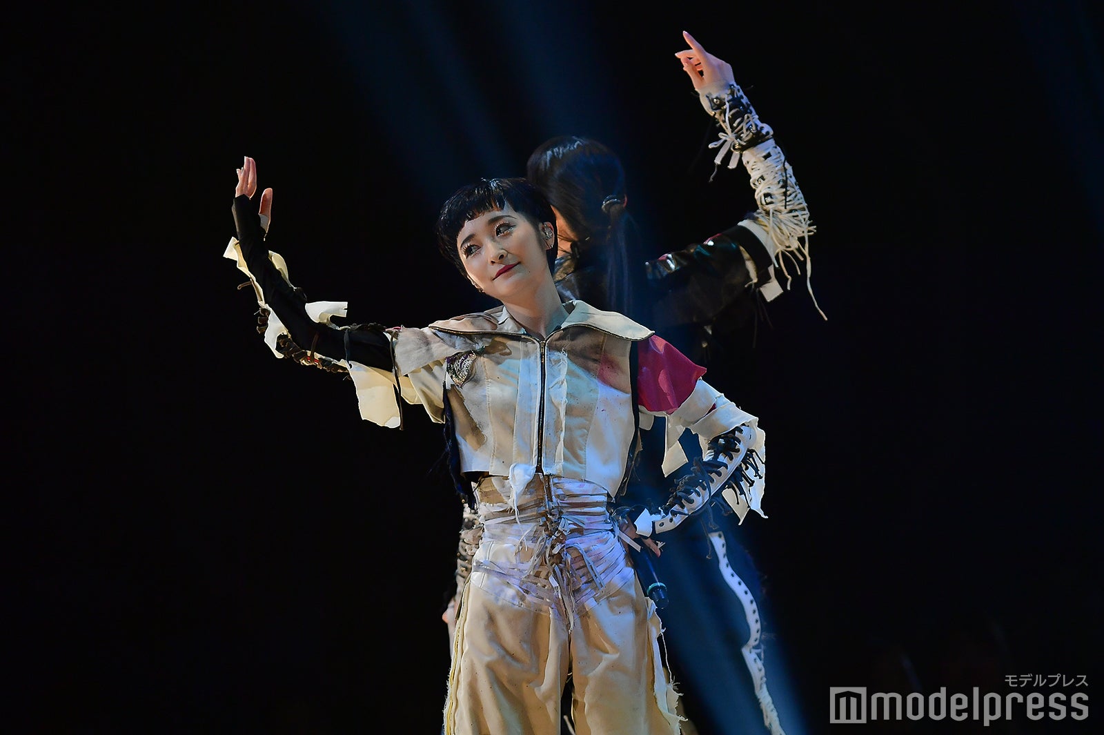 BiSH（C）モデルプレス