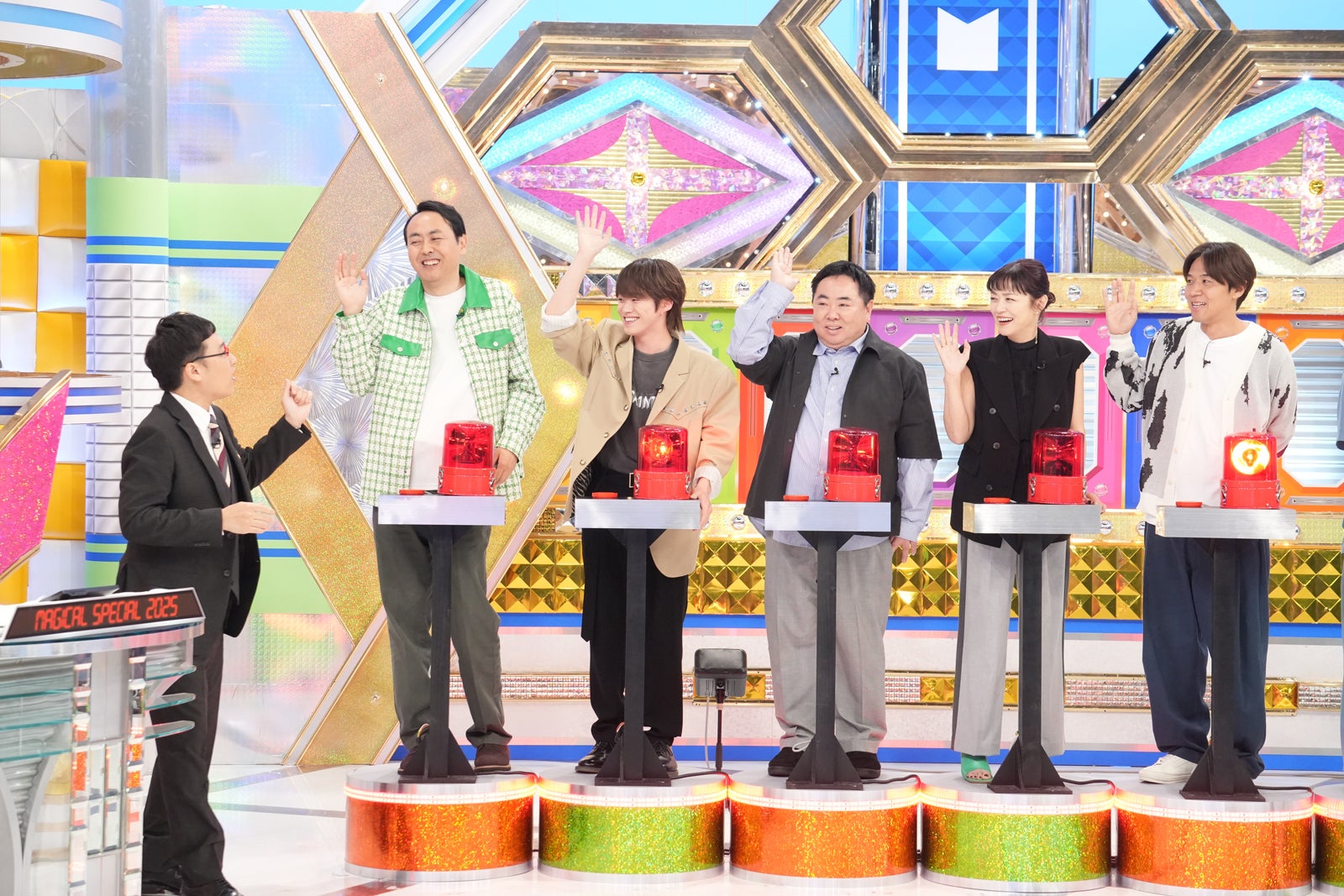 山里亮太、田中卓志、大橋和也、塚地武雅、加藤紀子、コカドケンタロウ（C）日本テレビ