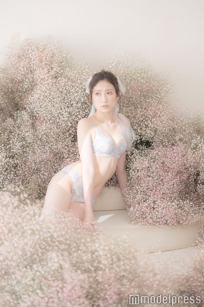 吉田朱里(C)モデルプレス