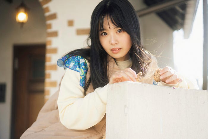 佐藤璃果(C)YOROKOBI、光文社