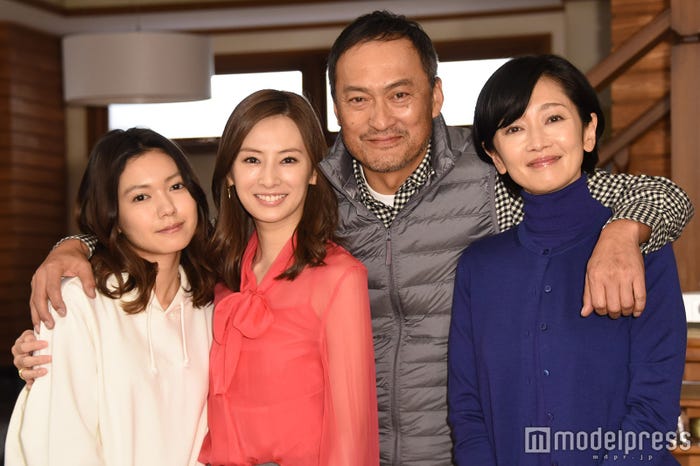 (左から)二階堂ふみ、北川景子、渡辺謙、麻生祐未 (C)モデルプレス