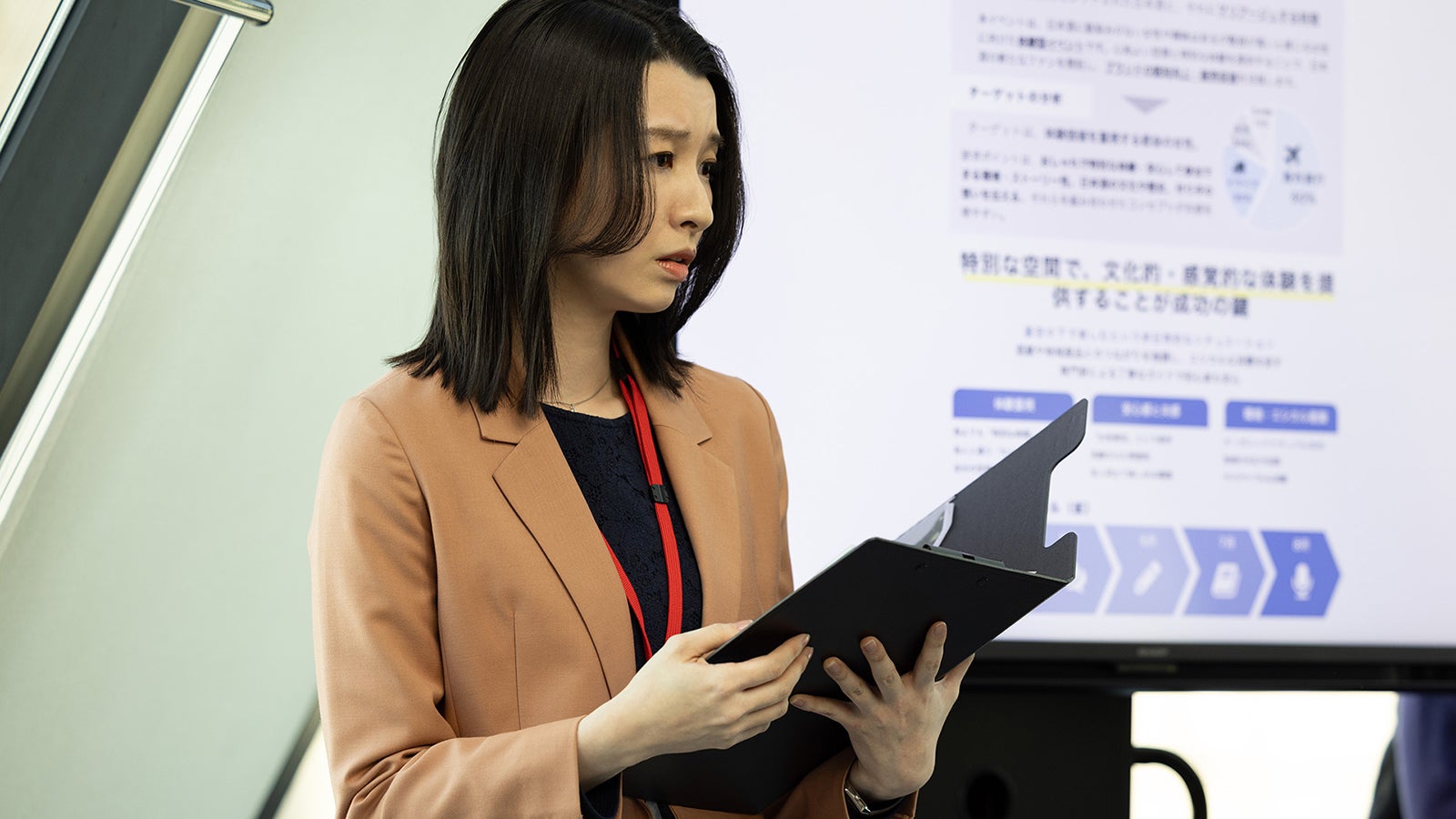 行平あい佳「セフレの品格 ドラマ版 SEASON2」（C）2025日活