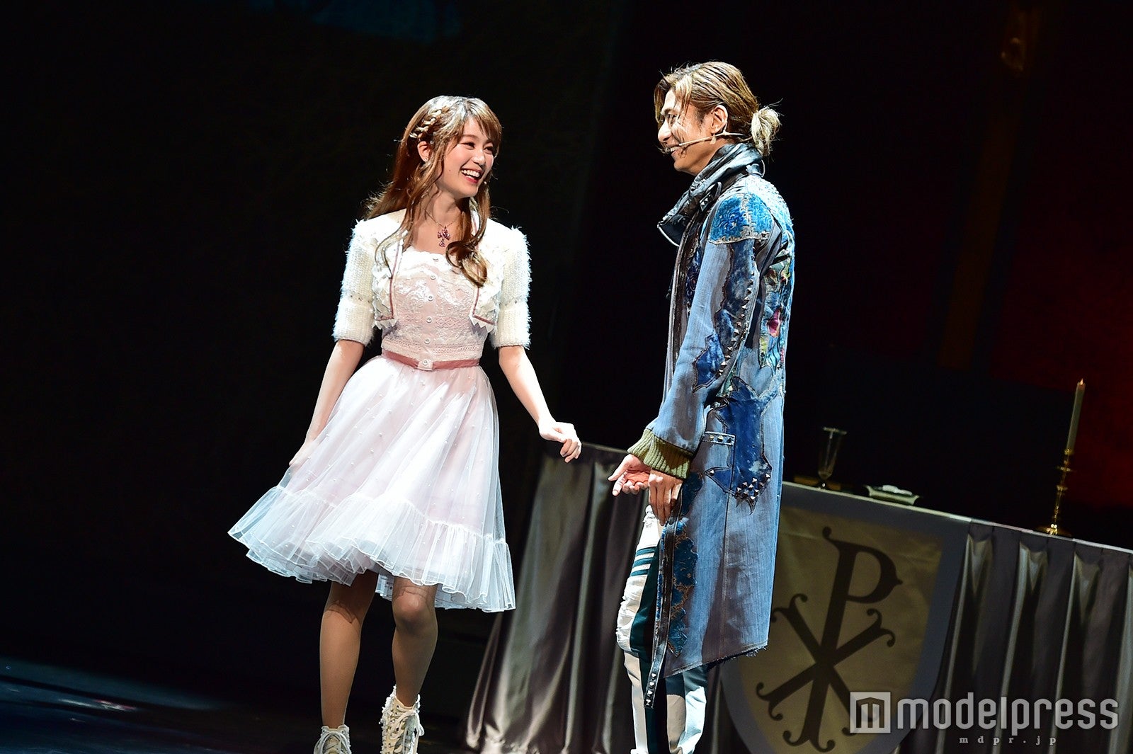 生田絵梨花、古川雄大（C）モデルプレス