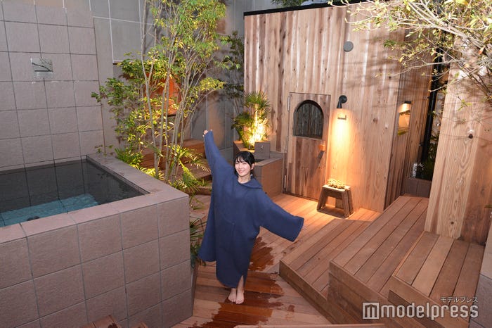 渋谷サウナス/服部彩香(C)モデルプレス