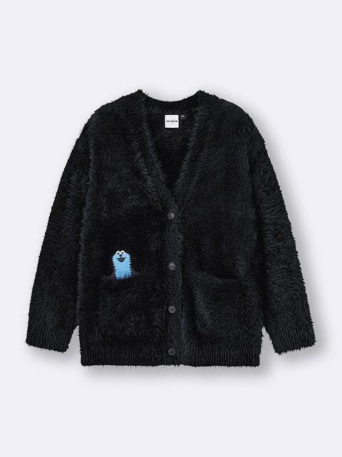 GUのオーバーサイズカーディガン