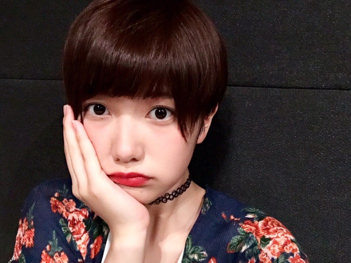 注目の人物 ブレイク必至の逸材 Mv出演で話題のショートカット美女 塗木莉緒とは モデルプレス 注目の人物 ブレイク必至の逸材 Mv出演で話題のショートカット美女 塗木莉緒とは モデルプレス