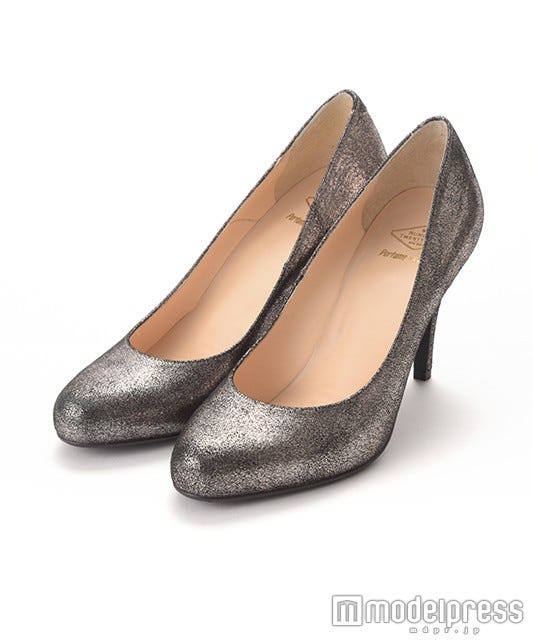 「Perfumeダンスヒール」ブラックゴールド/20,520円(tax in)