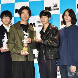 （左から）坂口健太郎、鈴木仁さん、中川大輔さん、若林拓也さん、柳俊太郎、成田凌（C）モデルプレス