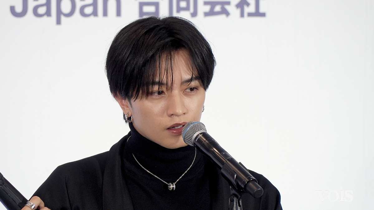 中島健人「推し活大賞」部門賞に「誇りに思う」、和洋折衷の衣装で圧倒的オーラ放つ
