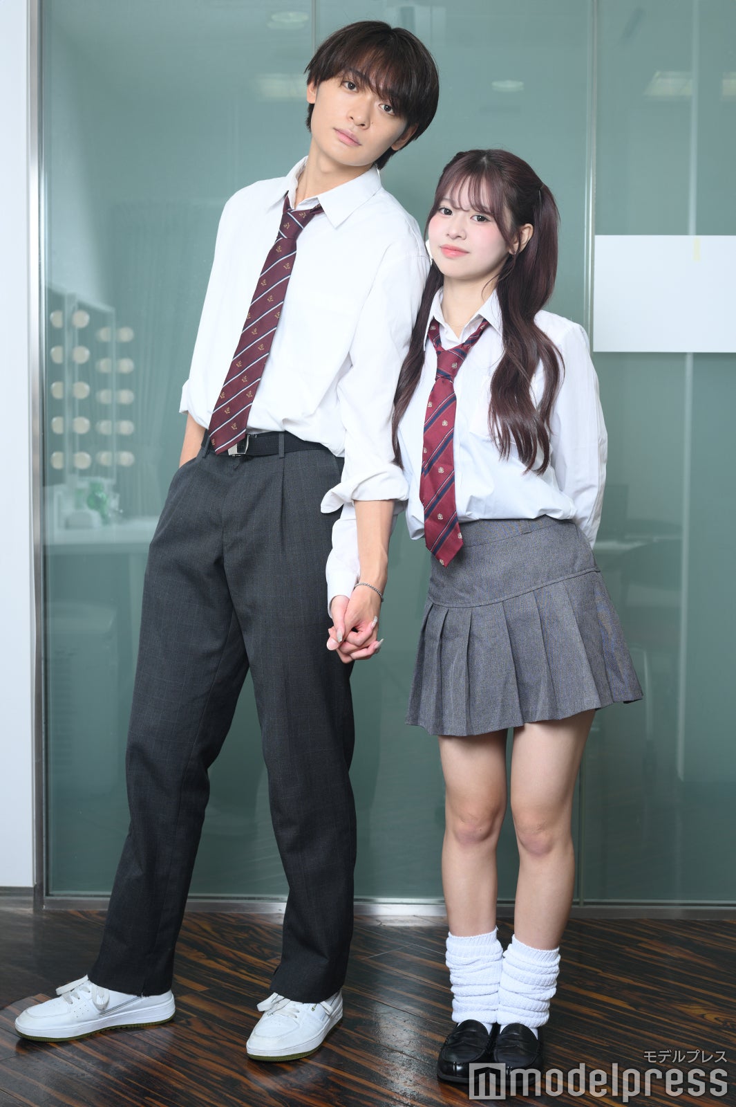 黒木聖那、米澤りあ（C）モデルプレス