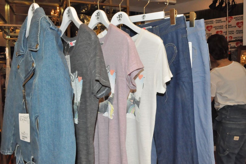 「アナザーエディション 原宿本店」店内風景