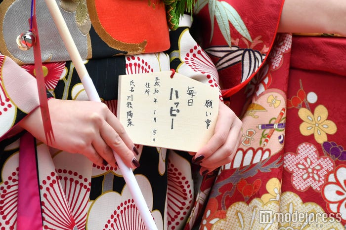 川後陽菜の絵馬 (C)モデルプレス