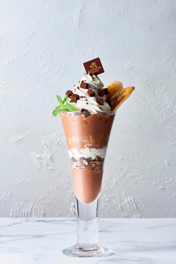 GODIVA チョコレートパフェ1,500円／画像提供：ゴディバ ジャパン