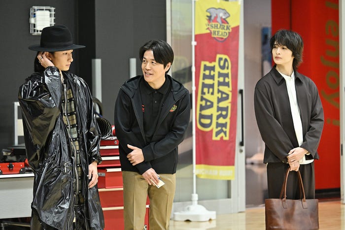 南波雅俊、玉森裕太「GIFT」第1話(C)TBS