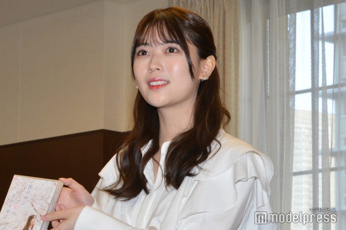 岩本蓮加(C)モデルプレス