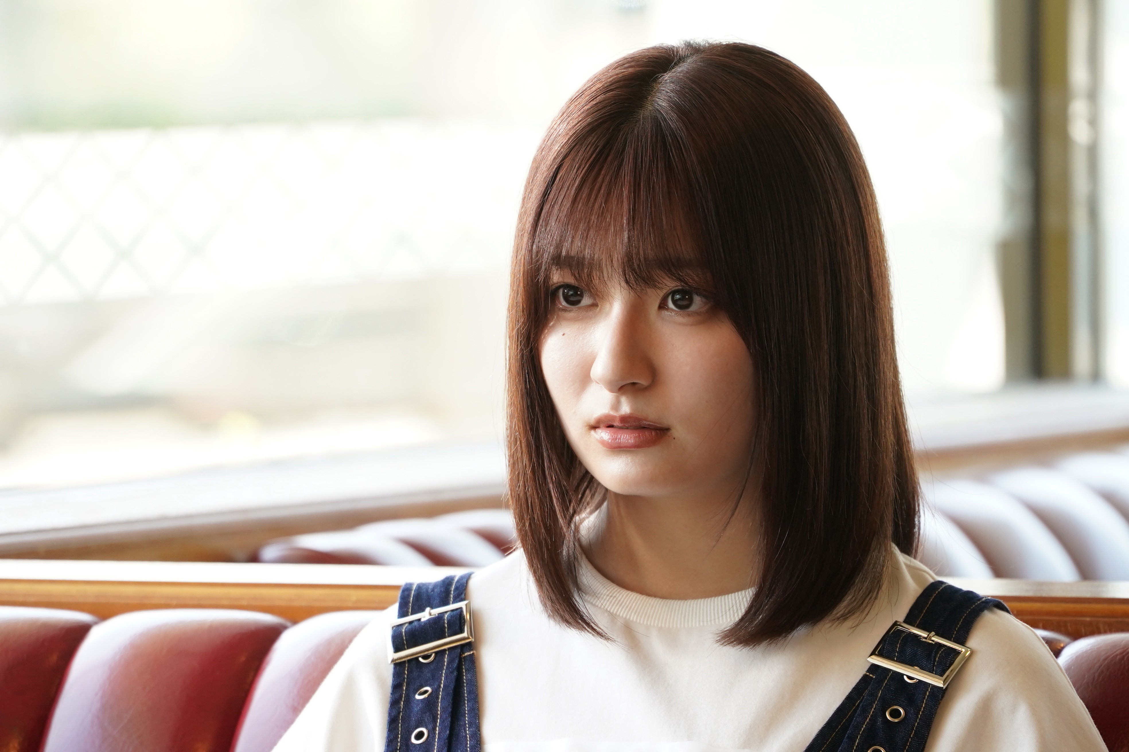 吉川愛「降り積もれ孤独な死よ」第3話より（C）井龍一・伊藤翔太／講談社（C）ytv