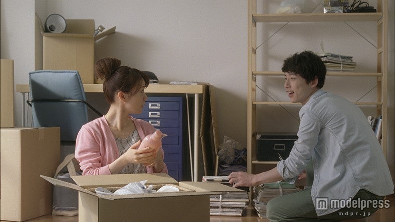 （左から）大島優子、坂口健太郎