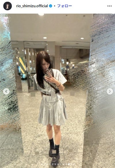 清水理央公式Instagramより