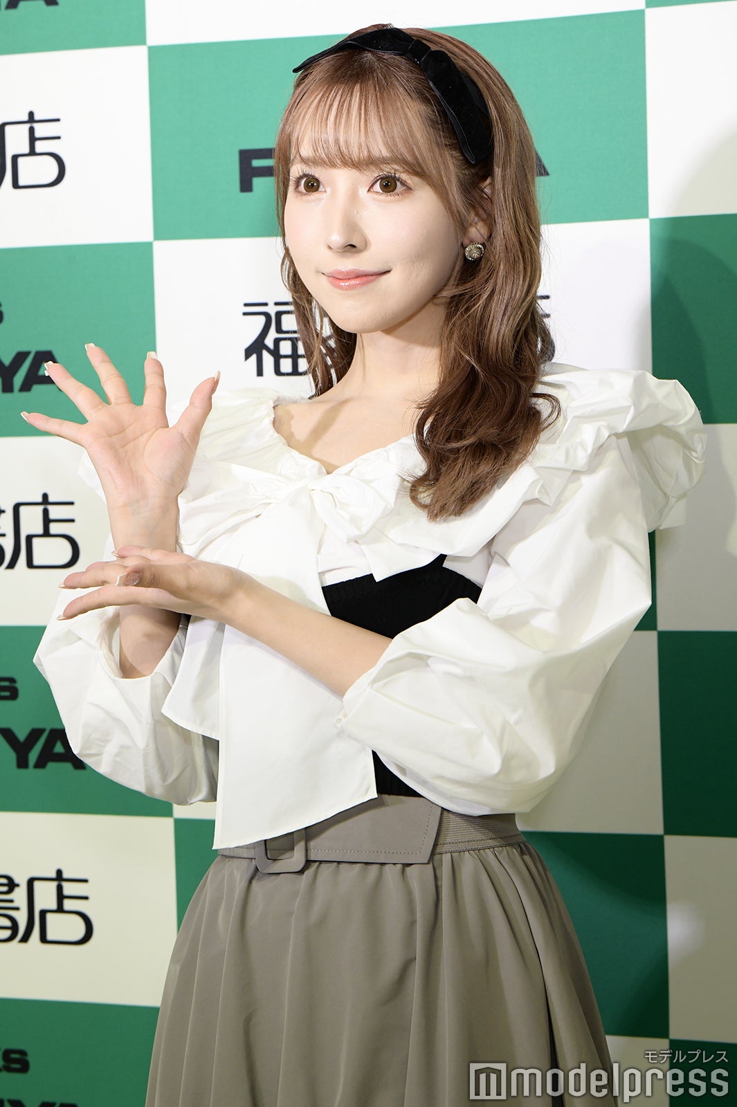  三上悠亜（C）モデルプレス