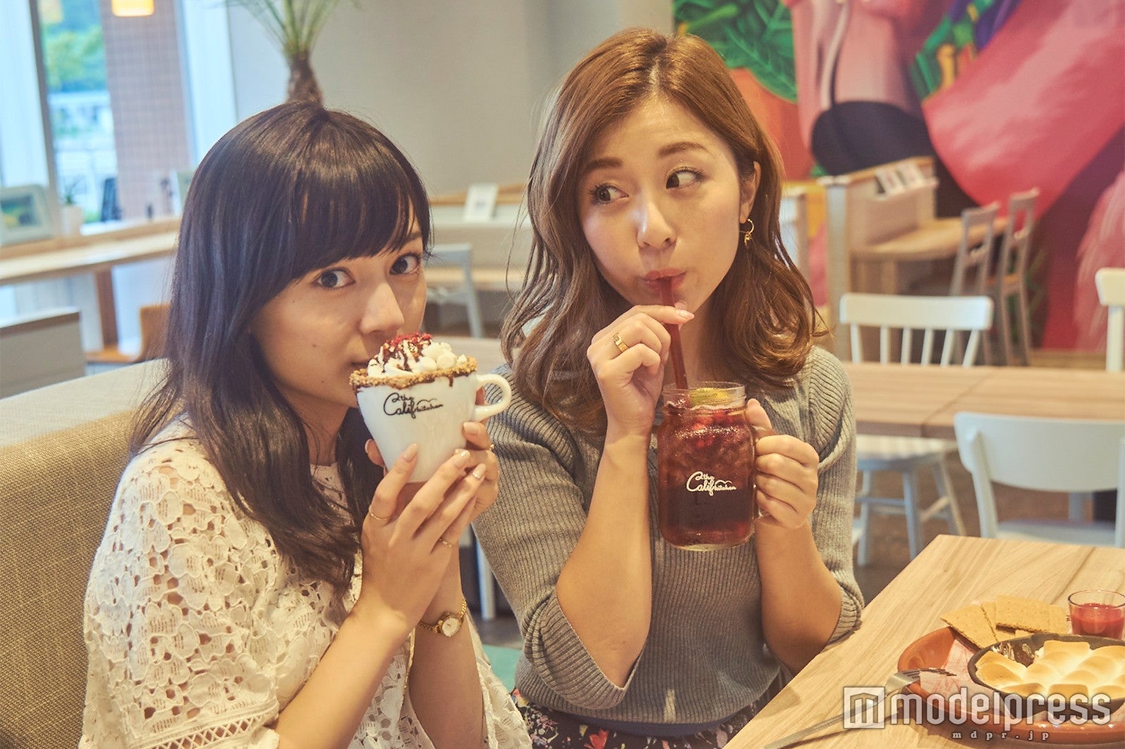 料理もドリンクも美味しくて、大満足なひと時（C）モデルプレス