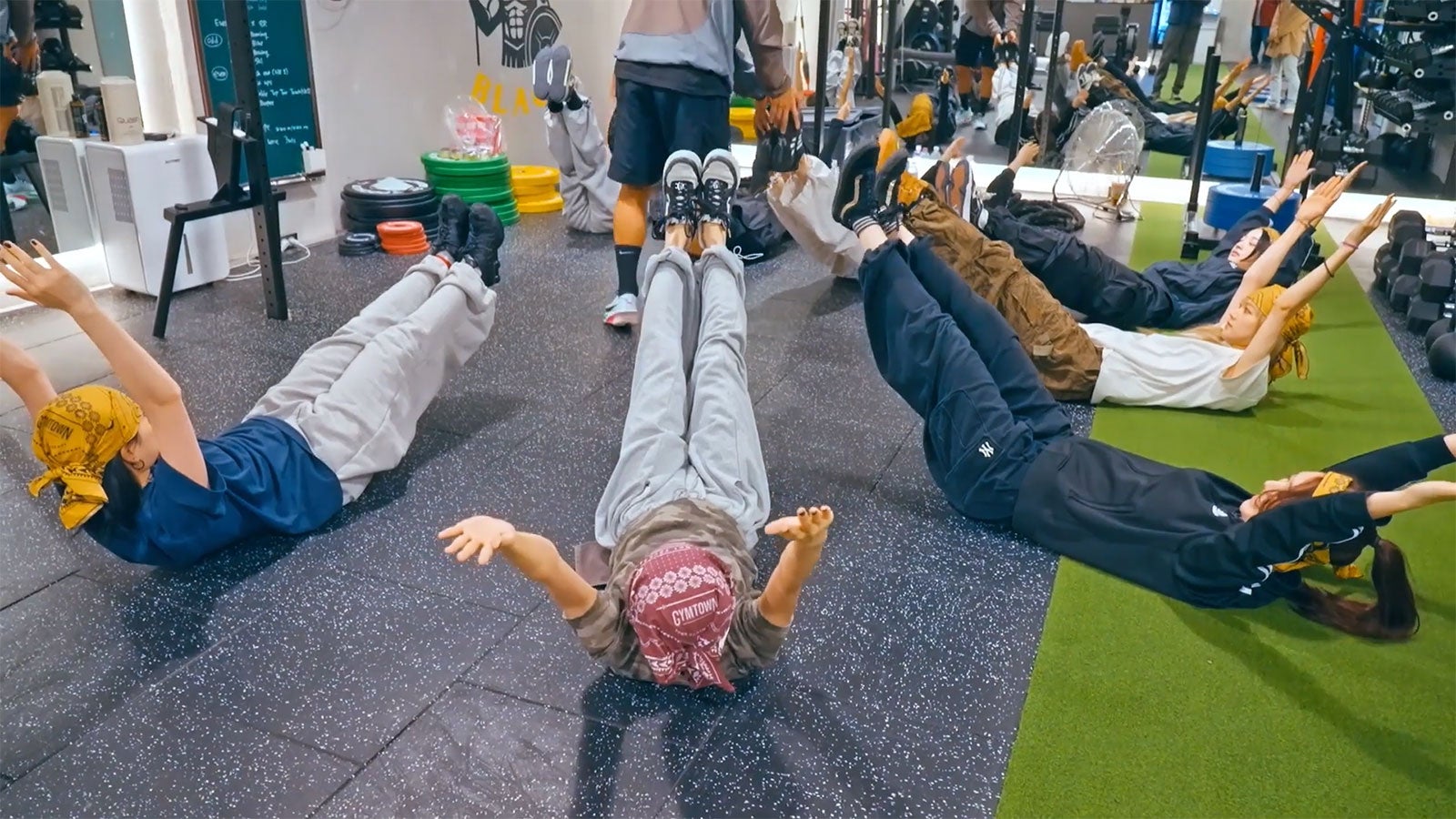 「GPP Fly　〜崖っぷち紙ヒコーキのテイクオフ〜」（提供写真）