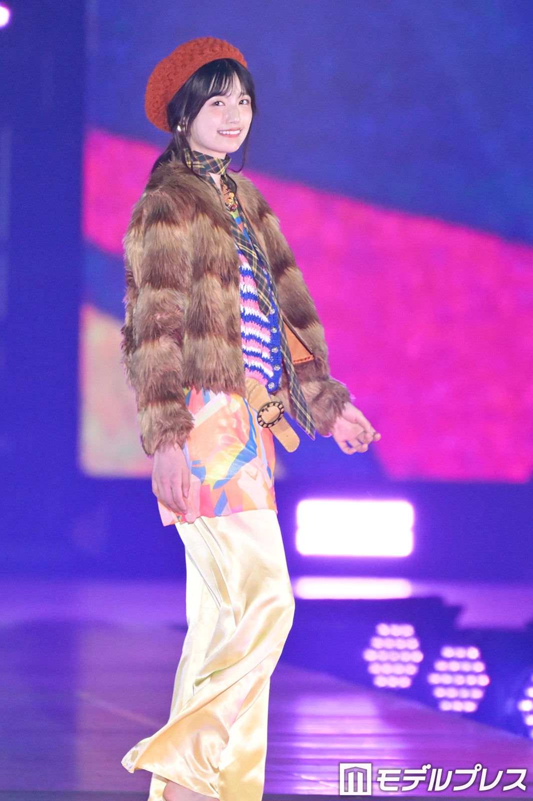 （C）モデルプレス