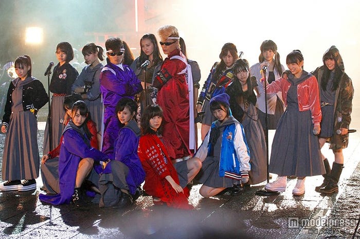 「しぇからしか!」HKT48 feat.氣志團MVのワンシーン(C)AKS