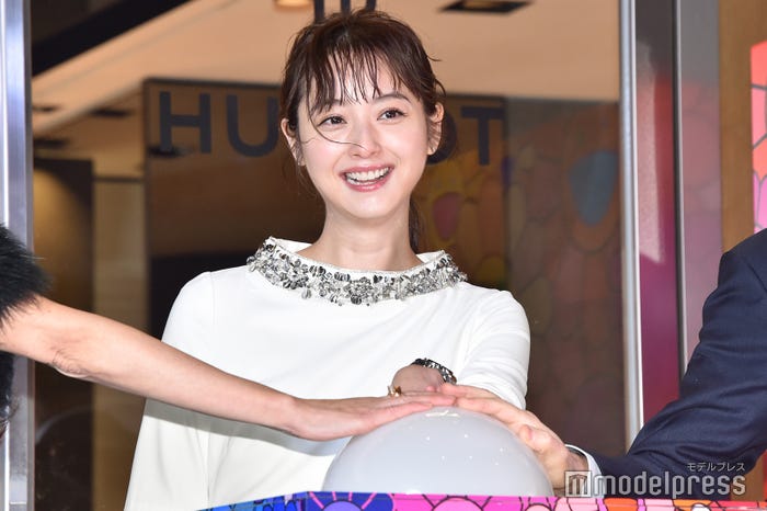 佐々木希 (C)モデルプレス