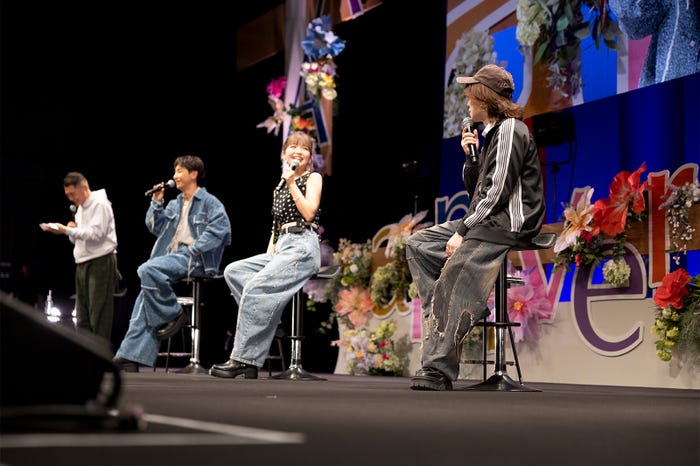 與真司郎、宇野実彩子、末吉秀太(提供写真)