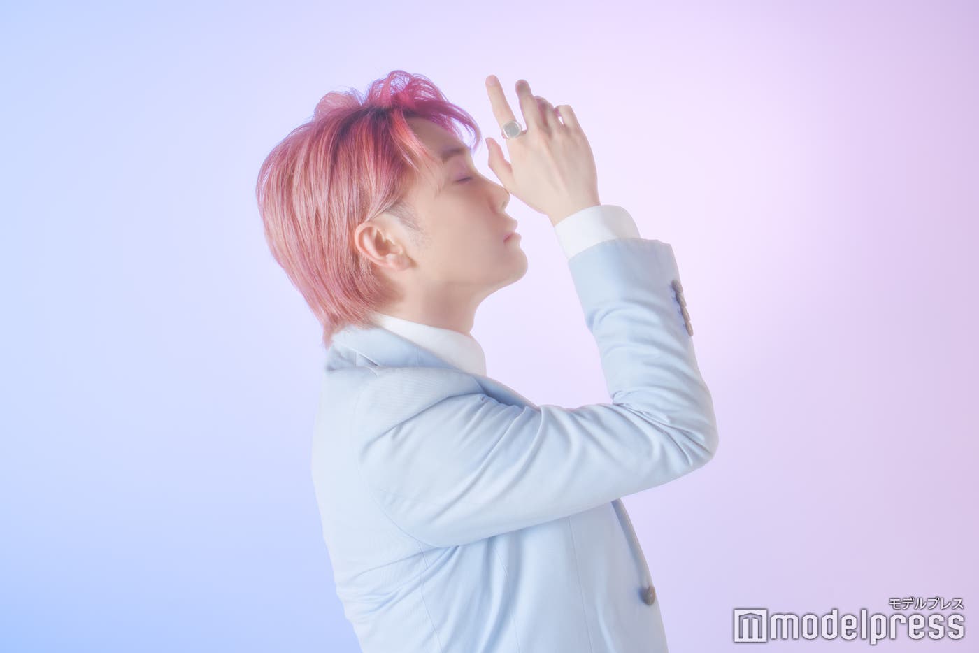 (C)モデルプレス