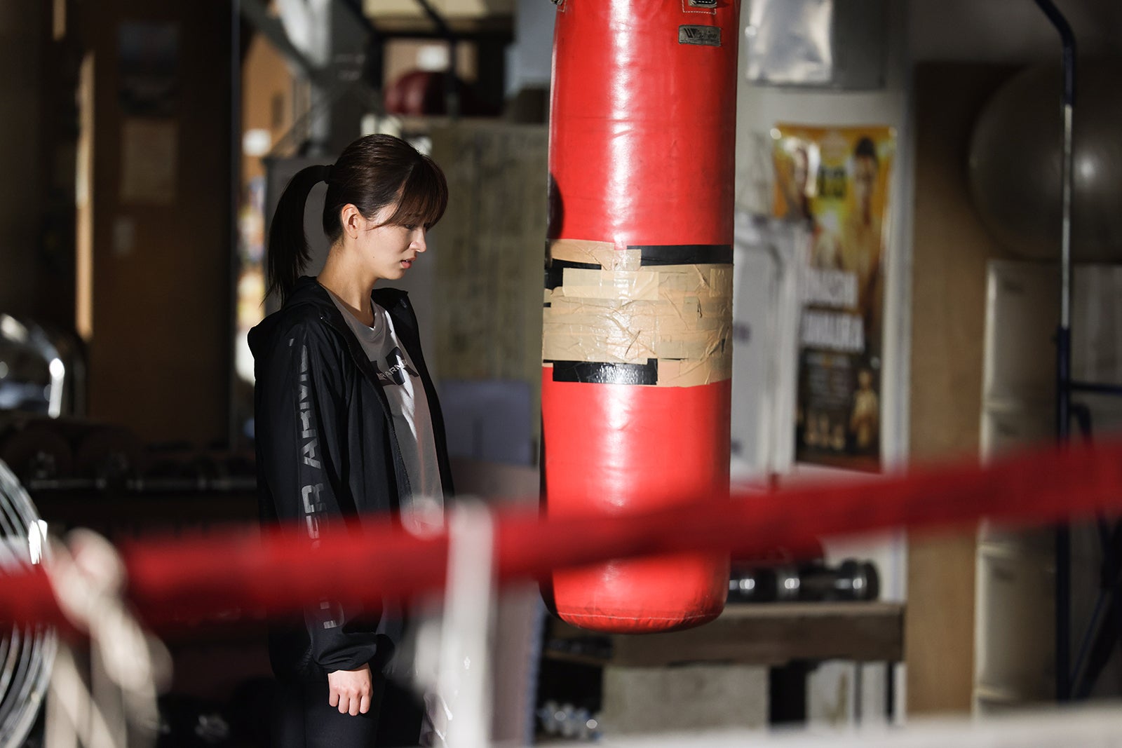 岡崎紗絵「あのクズを殴ってやりたいんだ」第2話（C）TBS