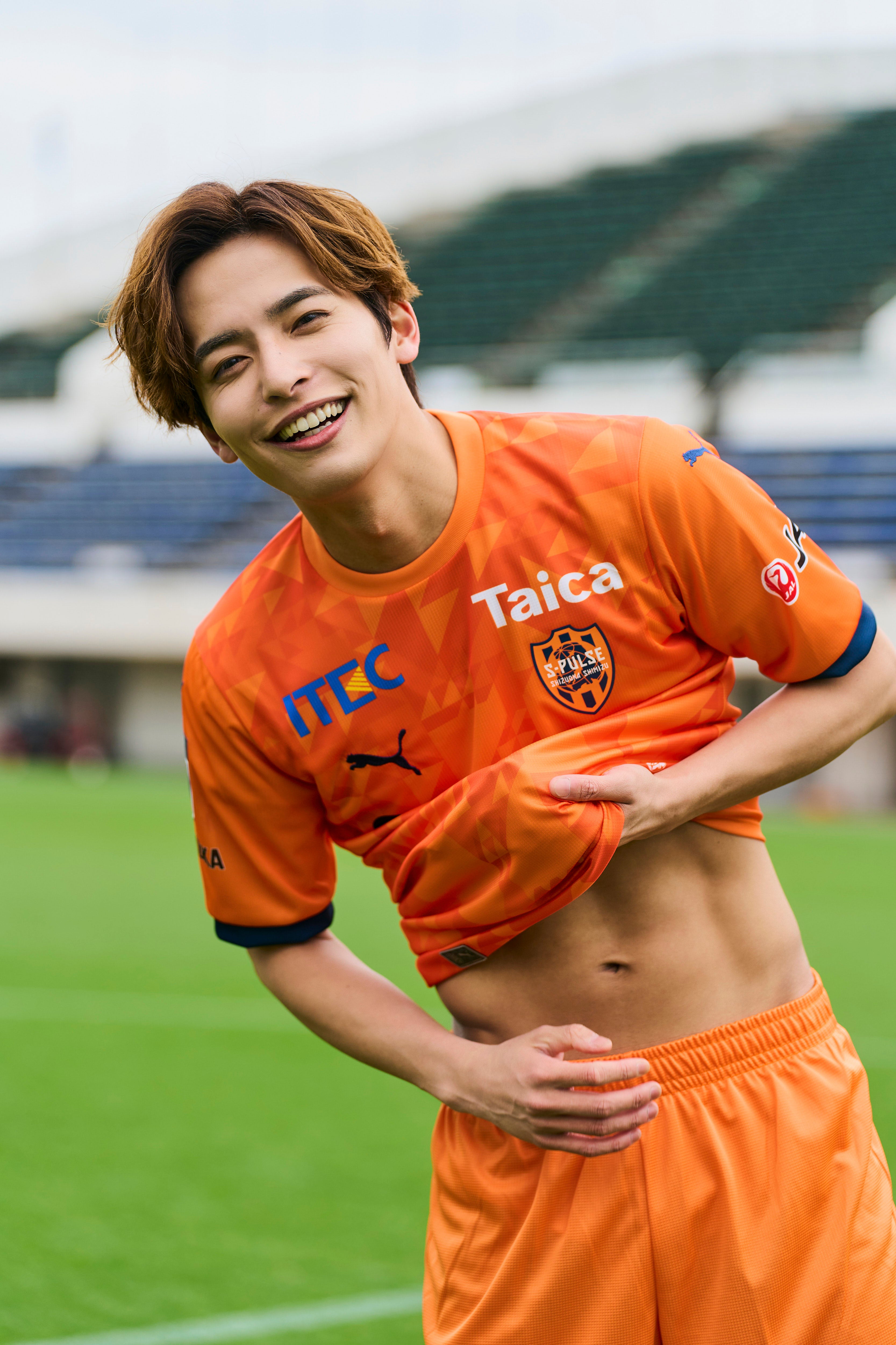 相馬理 1st写真集「S+」清水エスパルスホームスタジアムIAIスタジアム撮影カット（提供写真）