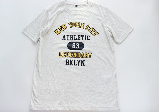 しまむら　トップス　ロゴT