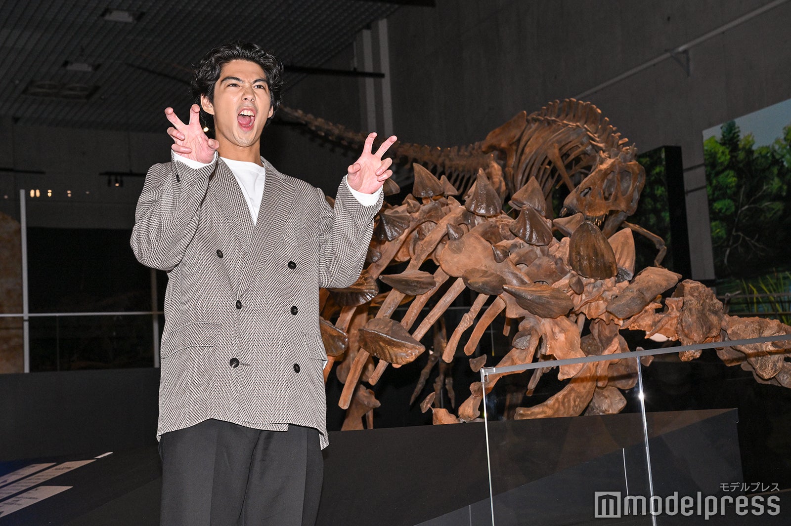 賀来賢人（C）モデルプレス