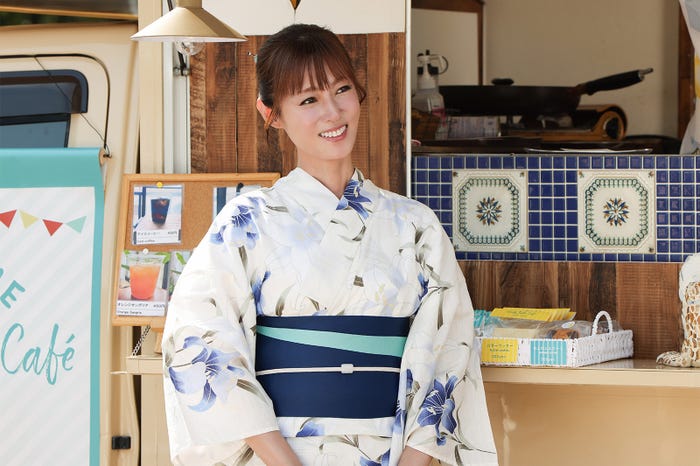 深田恭子「初恋DOGs」(C)TBS