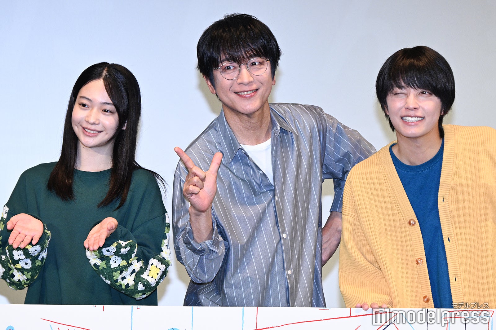 白鳥玉季、及川光博、手越祐也（C）モデルプレス