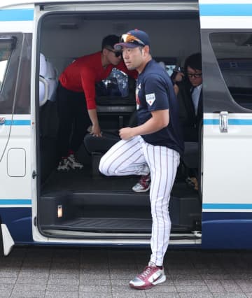 侍ジャパン エンゼルス・菊池雄星がチームに合流 菅野に続くメジャー組2人目の宮崎入り