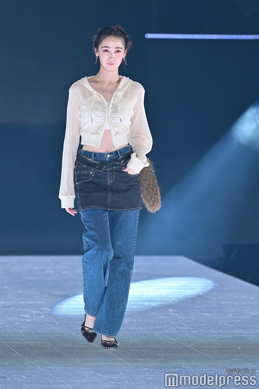 （C）モデルプレス