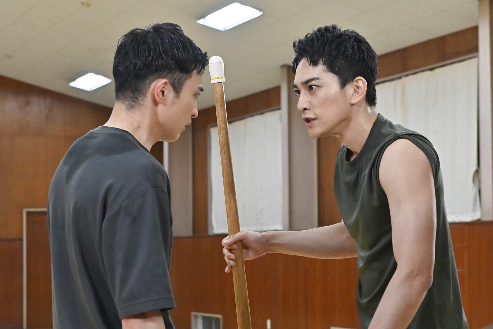 （左から）一ノ瀬颯、町田啓太／「テッパチ！」第3話より（C）フジテレビ